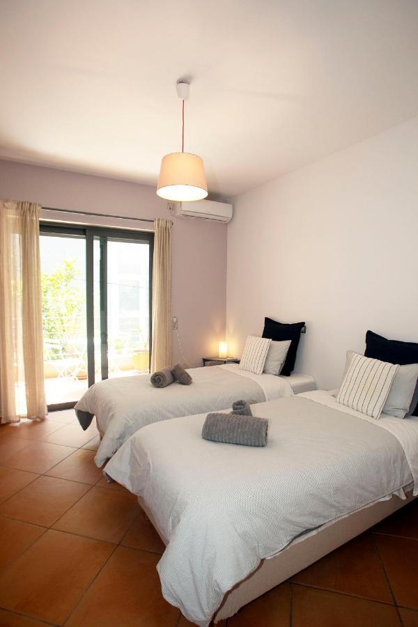 Spacious Suite With Luxury Bath Athens Exterior photo